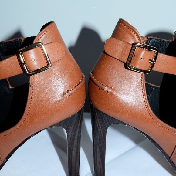 Coach Shoes - Picture 2 of 5